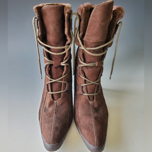 Brown Lace-Up Women's Boots - Picture 1 of 3